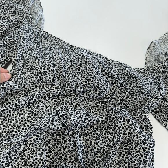 Slate &‎ Willow Dress Womens Small Black White Ditsy Floral Tie Front Midi - Picture 13 of 14